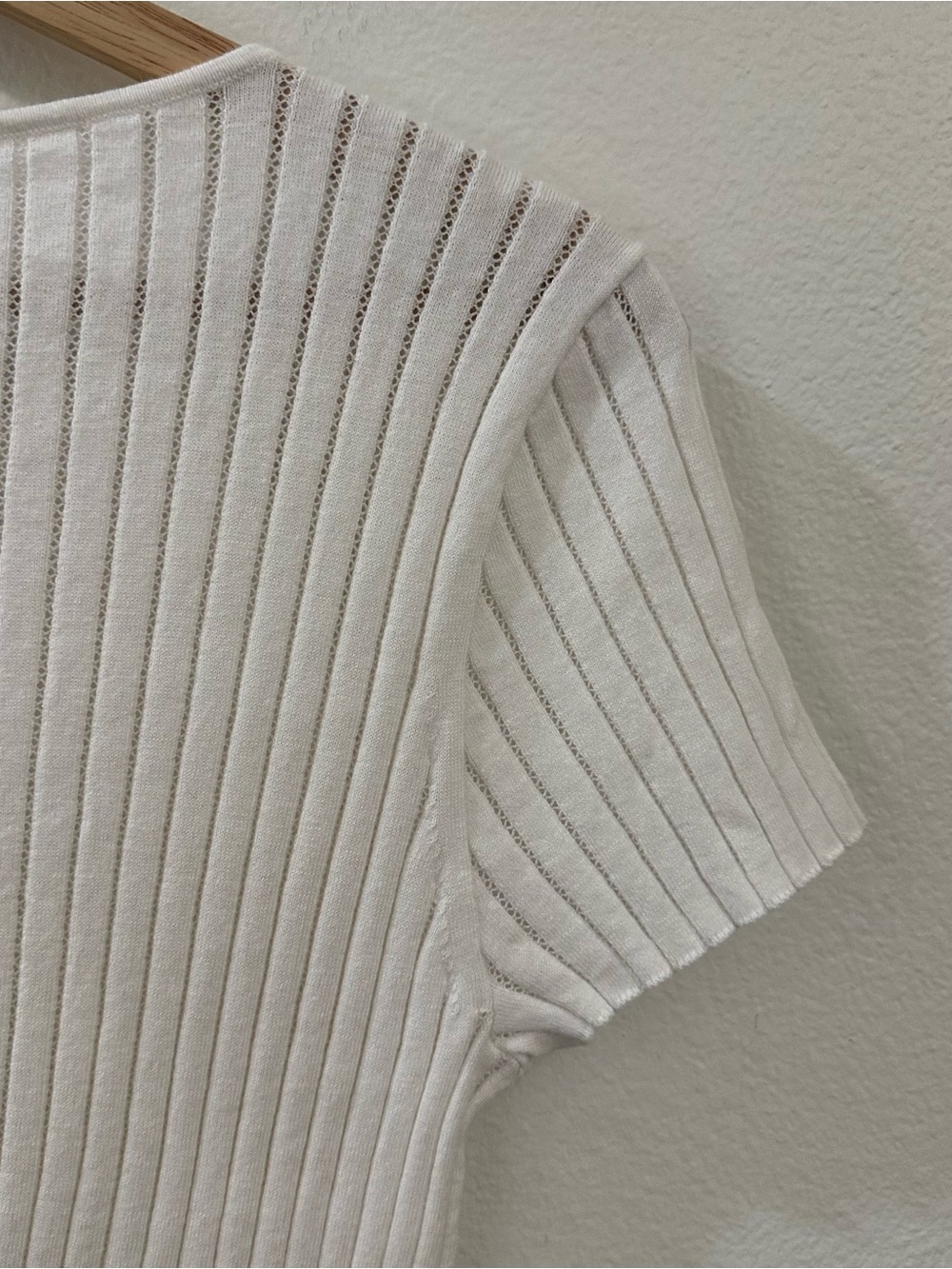 Bella Dahl Bella‎ Cap Sleeve Cashmere Blend Henley Top Size Medium NWT White - Picture 7 of 11